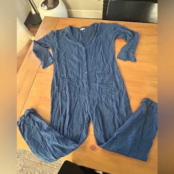 Splendid Navy Button-Front Jumpsuit - Picture 9 of 16